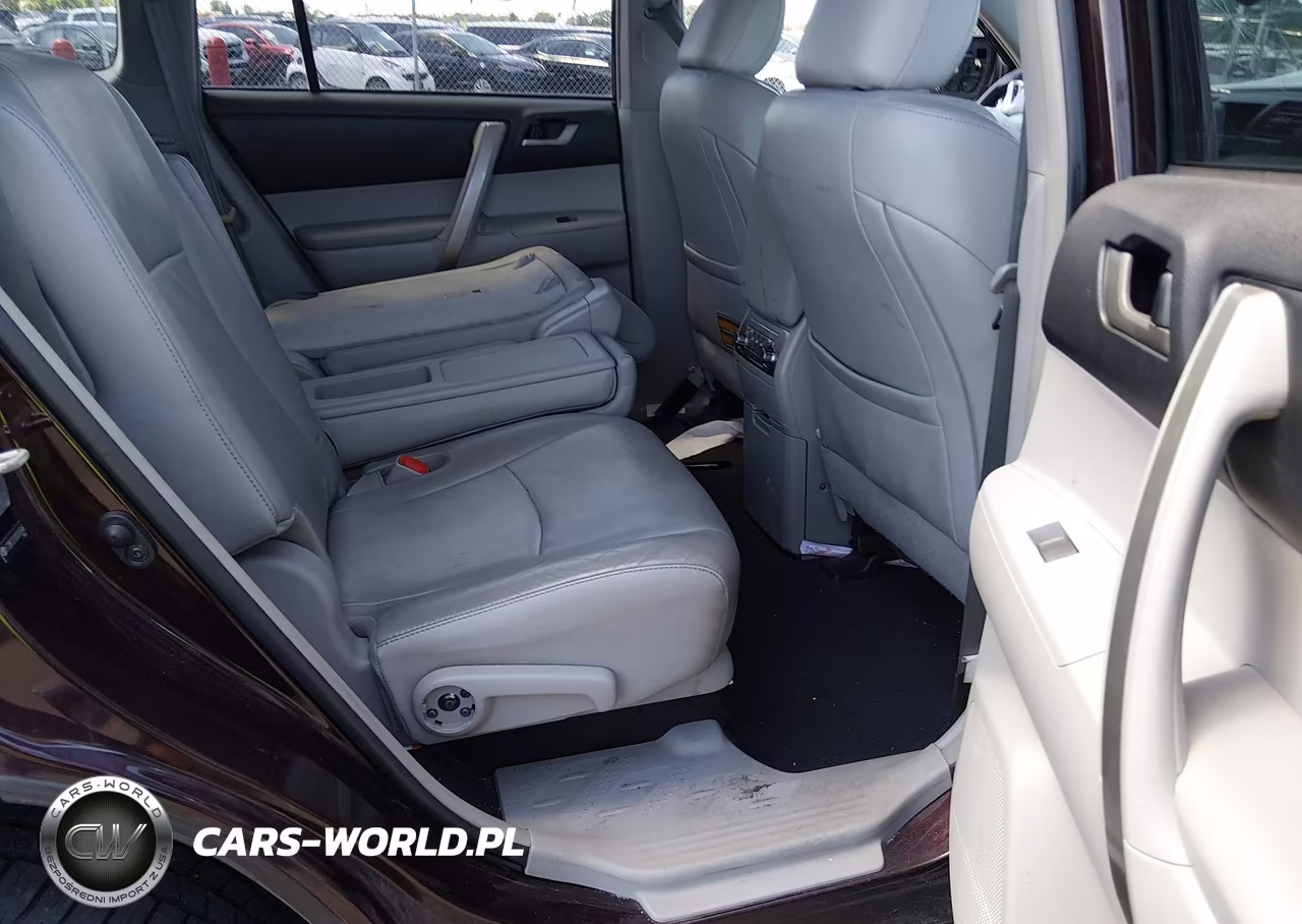 2011 Toyota Highlander Se V6 VIN:5TDBK3EH3BS045646 - 8