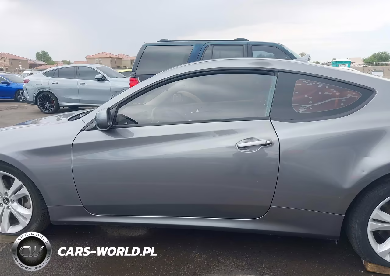 2010 Hyundai Genesis 3.8 VIN:KMHHU6KH2AU013495 - 14
