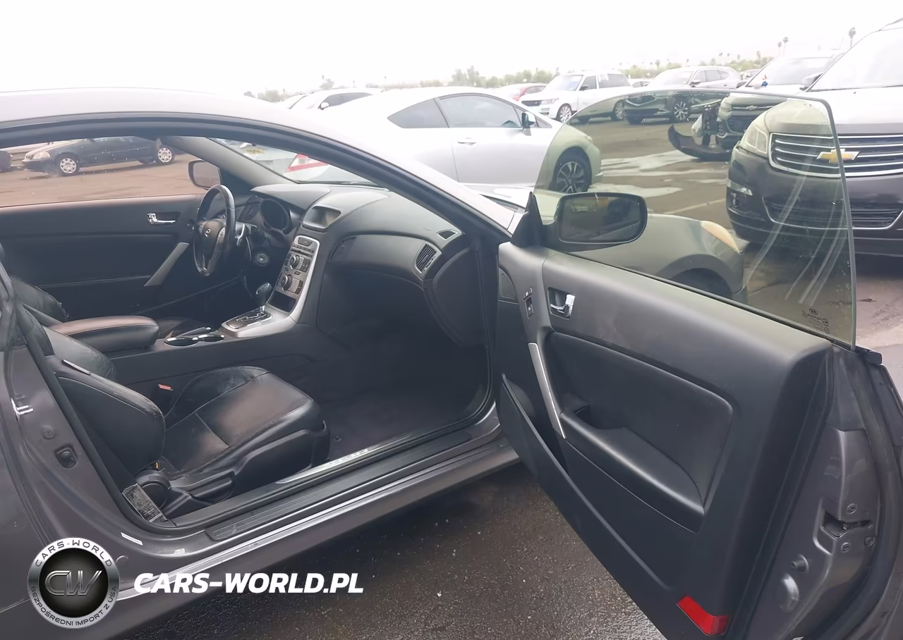 2010 Hyundai Genesis 3.8 VIN:KMHHU6KH2AU013495 - 5