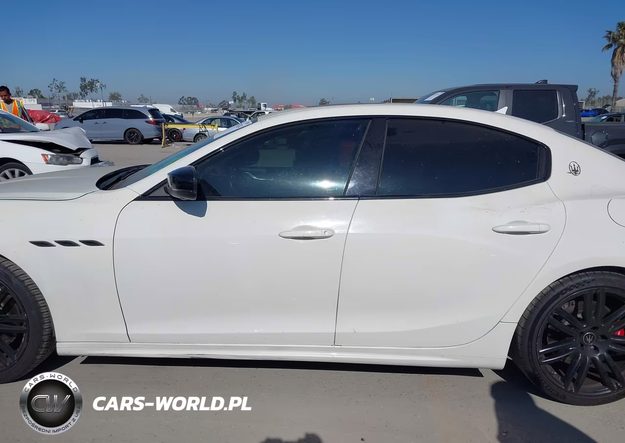 2021 Maserati Ghibli S Q4 VIN:ZAM57YTA7M1368742 - 14