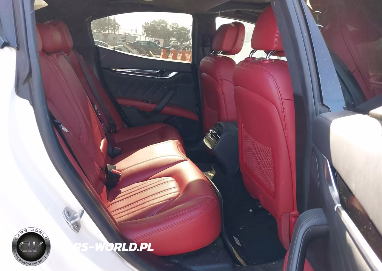 2021 Maserati Ghibli S Q4 VIN:ZAM57YTA7M1368742 - 8