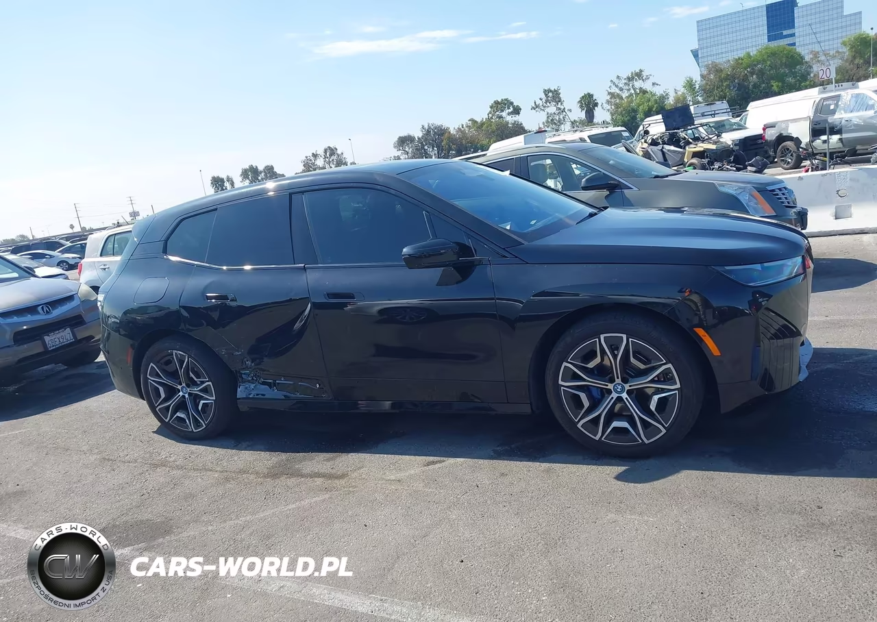 2025 BMW Ix xDrive50 VIN:WB523CF06SCT92553 - 13