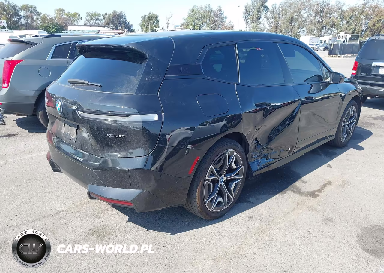 2025 BMW Ix xDrive50 VIN:WB523CF06SCT92553 - 4