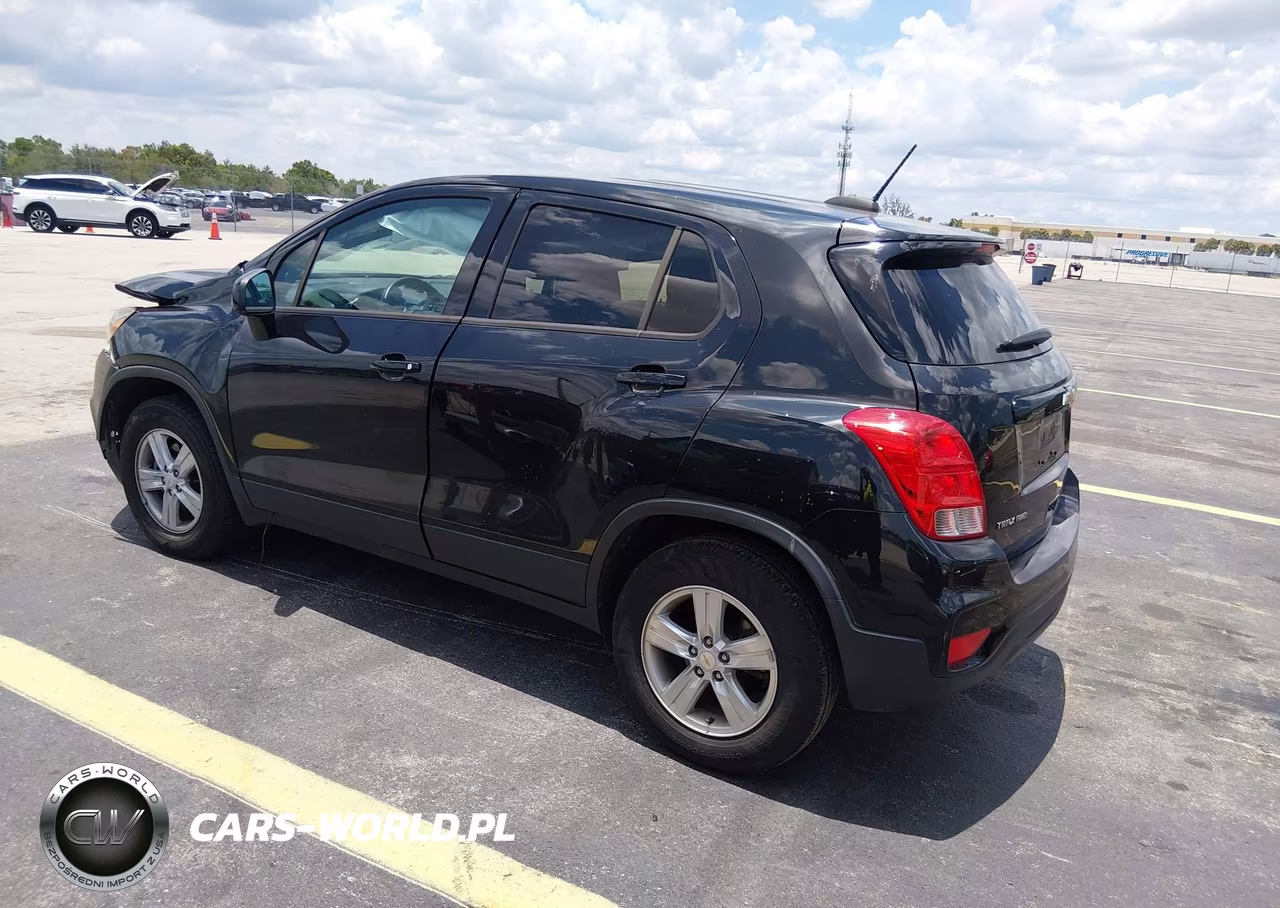 2020 Chevrolet Trax Awd Ls VIN:KL7CJNSB2LB334090 - 3
