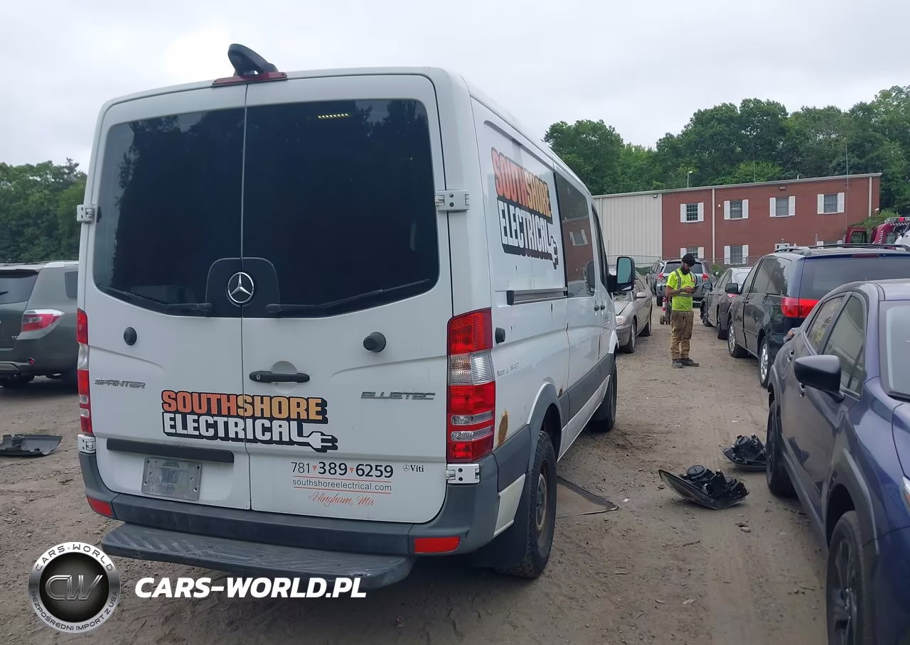 2016 Mercedes-Benz Sprinter 2500 Normal Roof VIN:WD3PE7DD5GP228738 - 4