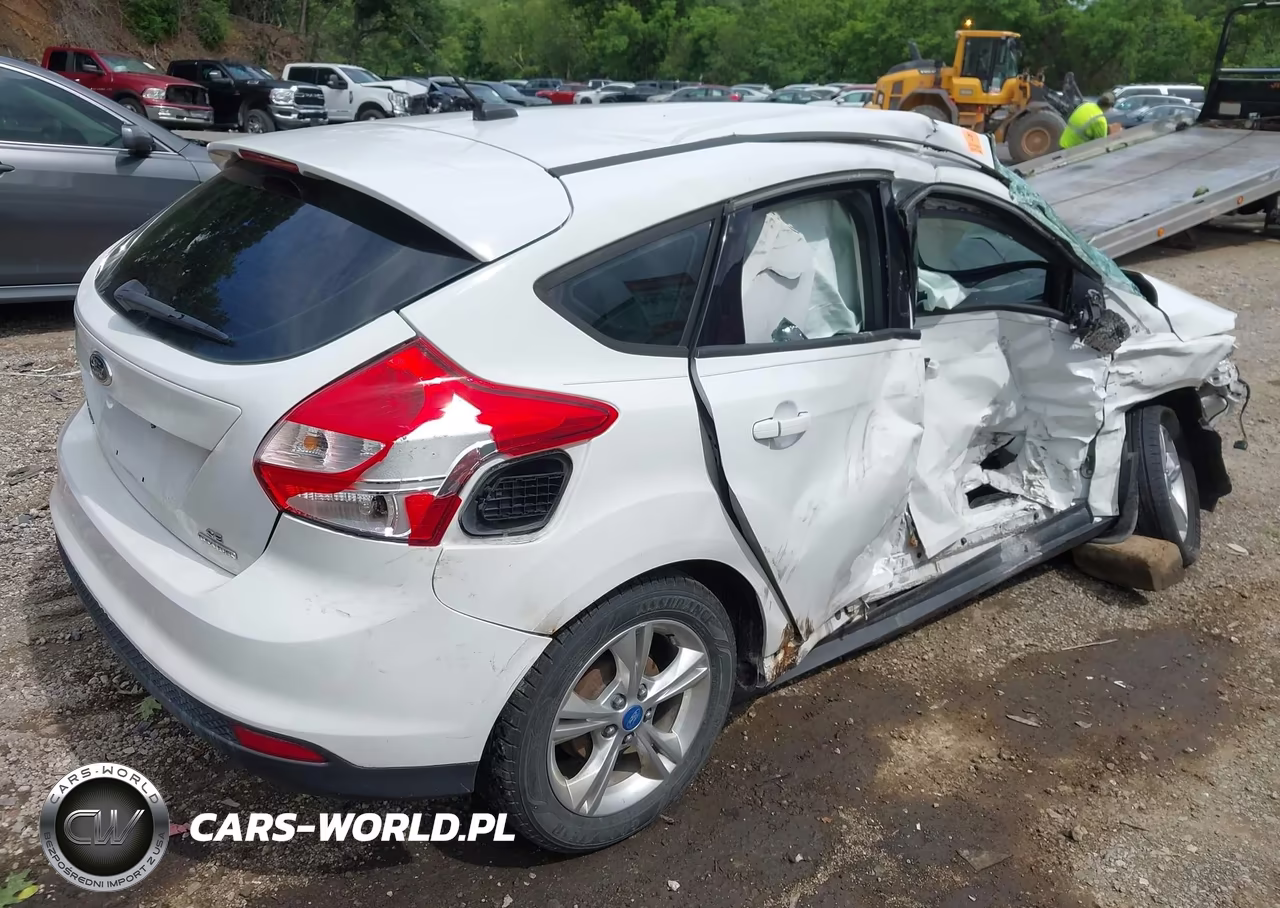 2013 Ford Focus Se VIN:1FADP3K29DL199752 - 4