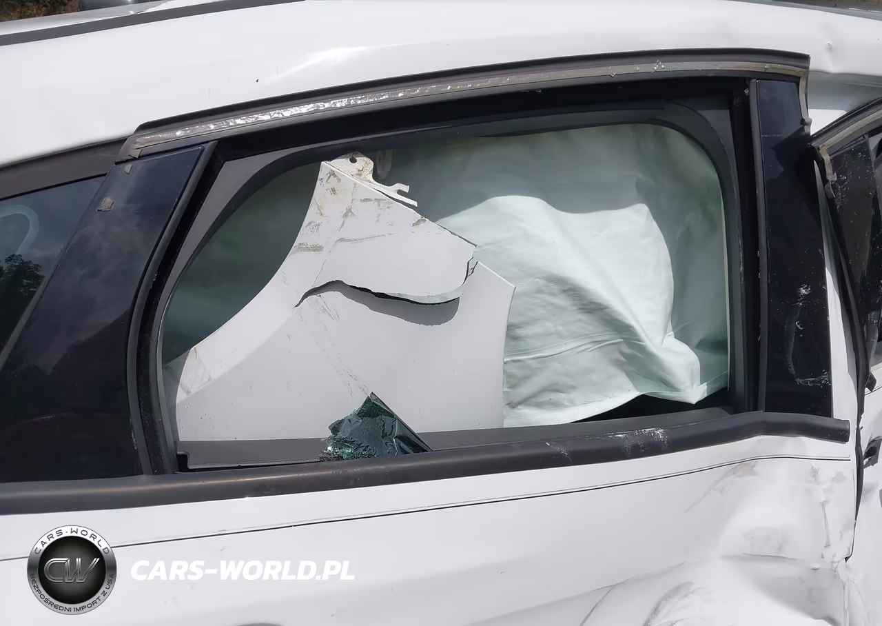 2013 Ford Focus Se VIN:1FADP3K29DL199752 - 8