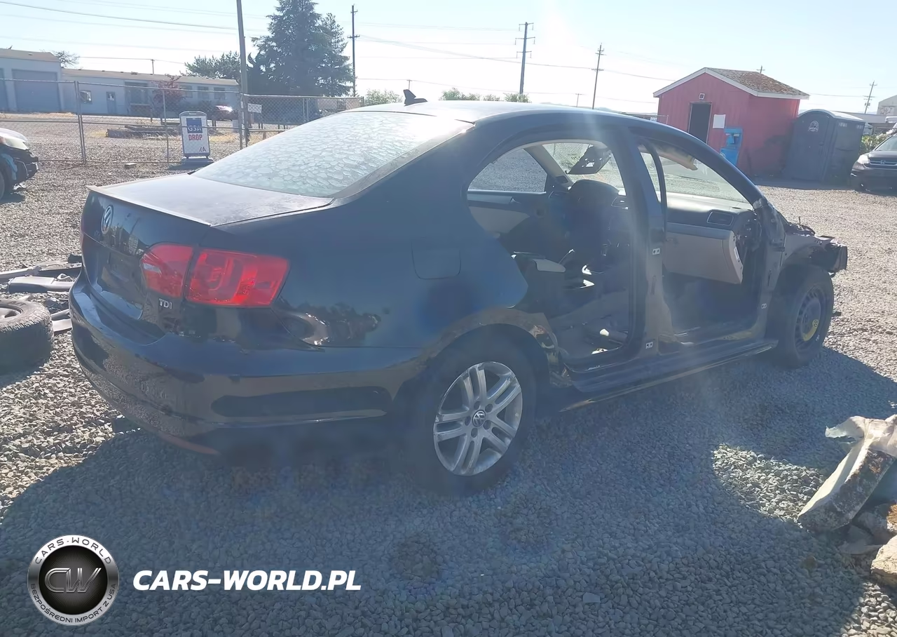 2012 Volkswagen Jetta 2.0L Tdi VIN:3VW3L7AJ3CM397934 - 4