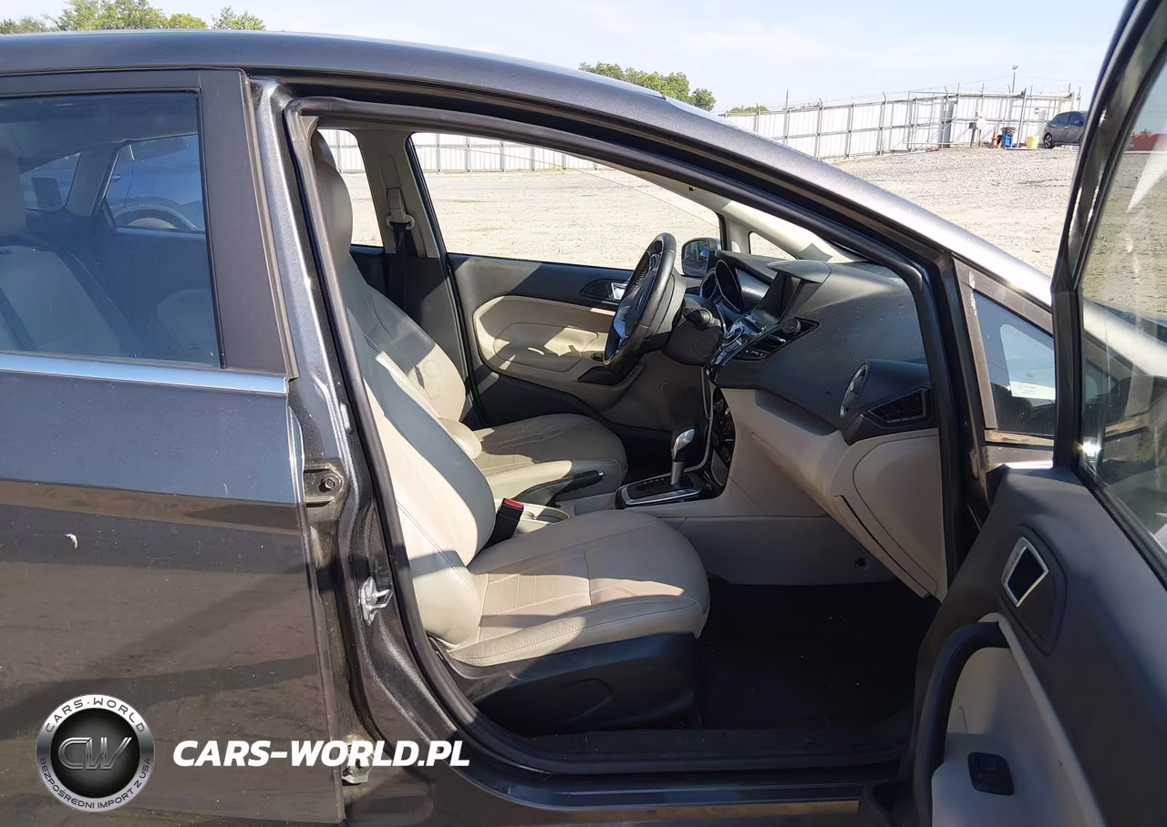 2015 Ford Fiesta Titanium VIN:3FADP4CJ3FM200522 - 5