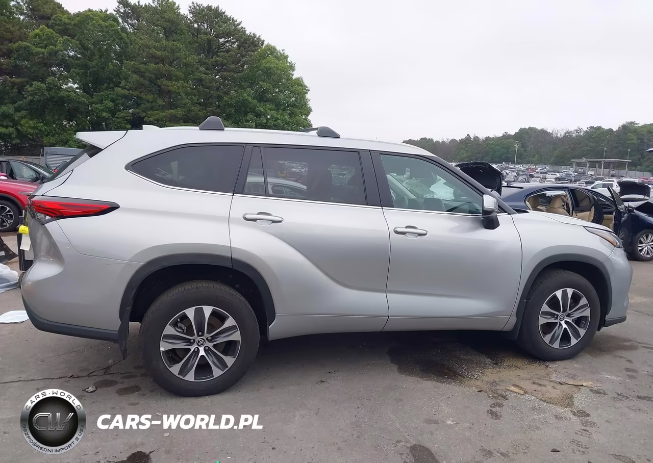 2023 Toyota Highlander Xle VIN:5TDKDRBH9PS011350 - 13