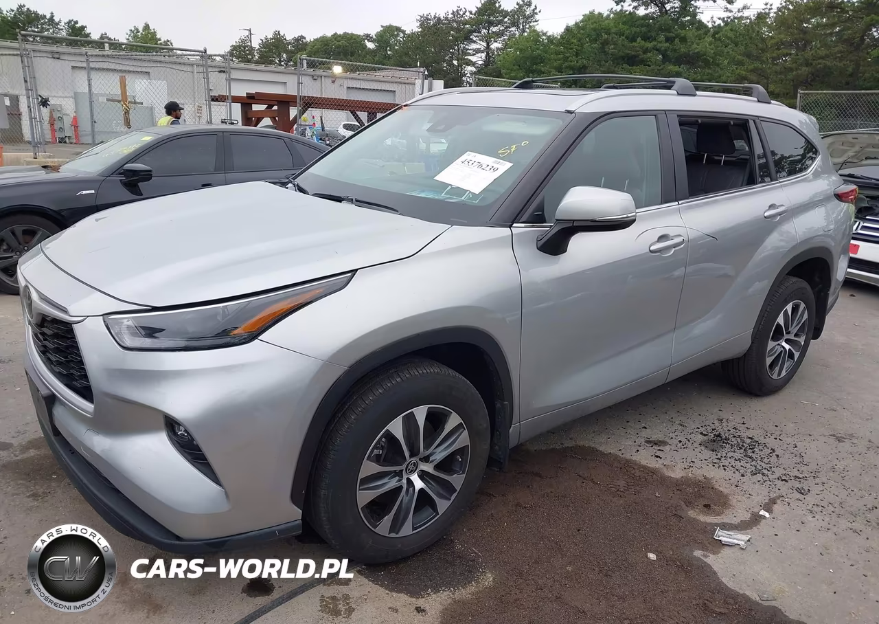 2023 Toyota Highlander Xle VIN:5TDKDRBH9PS011350 - 2