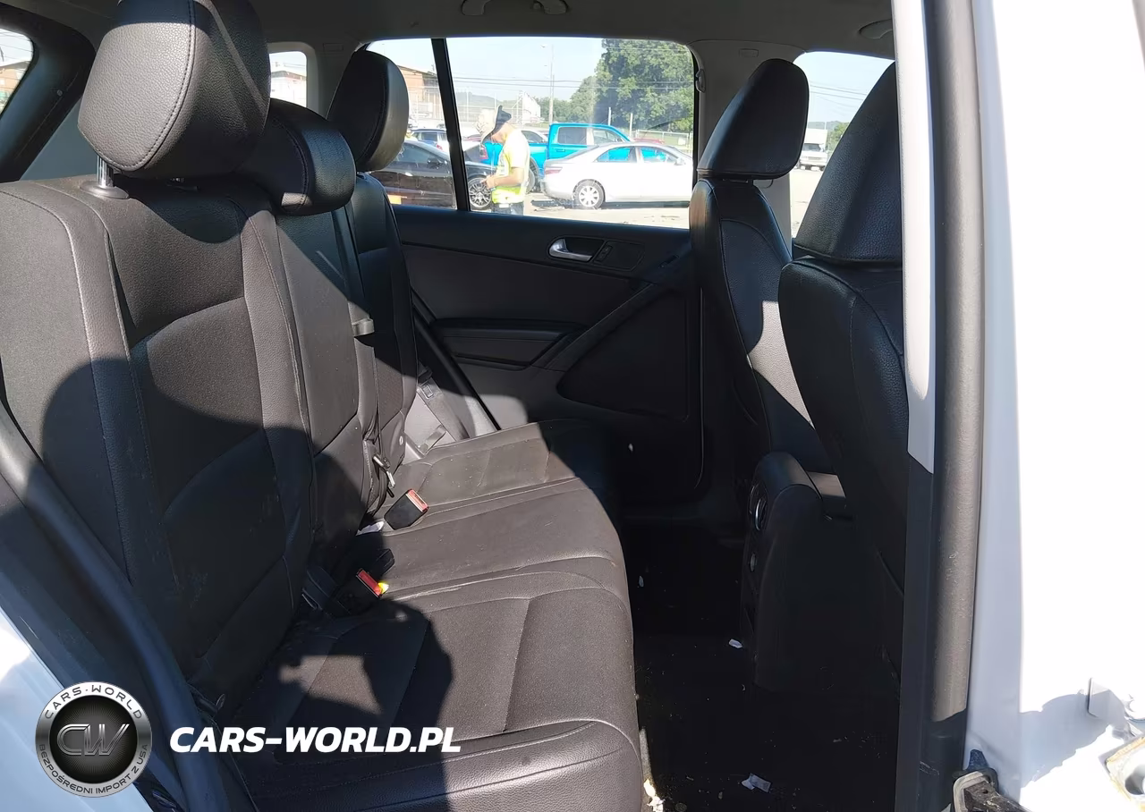 2017 Volkswagen Tiguan 2.0T-2.0T S VIN:WVGAV7AX6HK009307 - 8