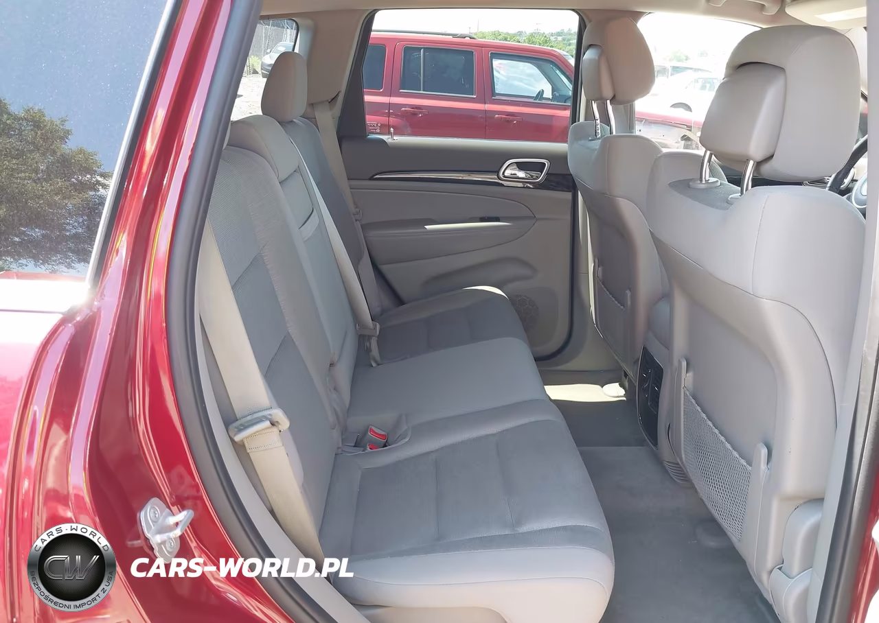 2012 Jeep Grand Cherokee Laredo VIN:1C4RJFAG5CC269987 - 8