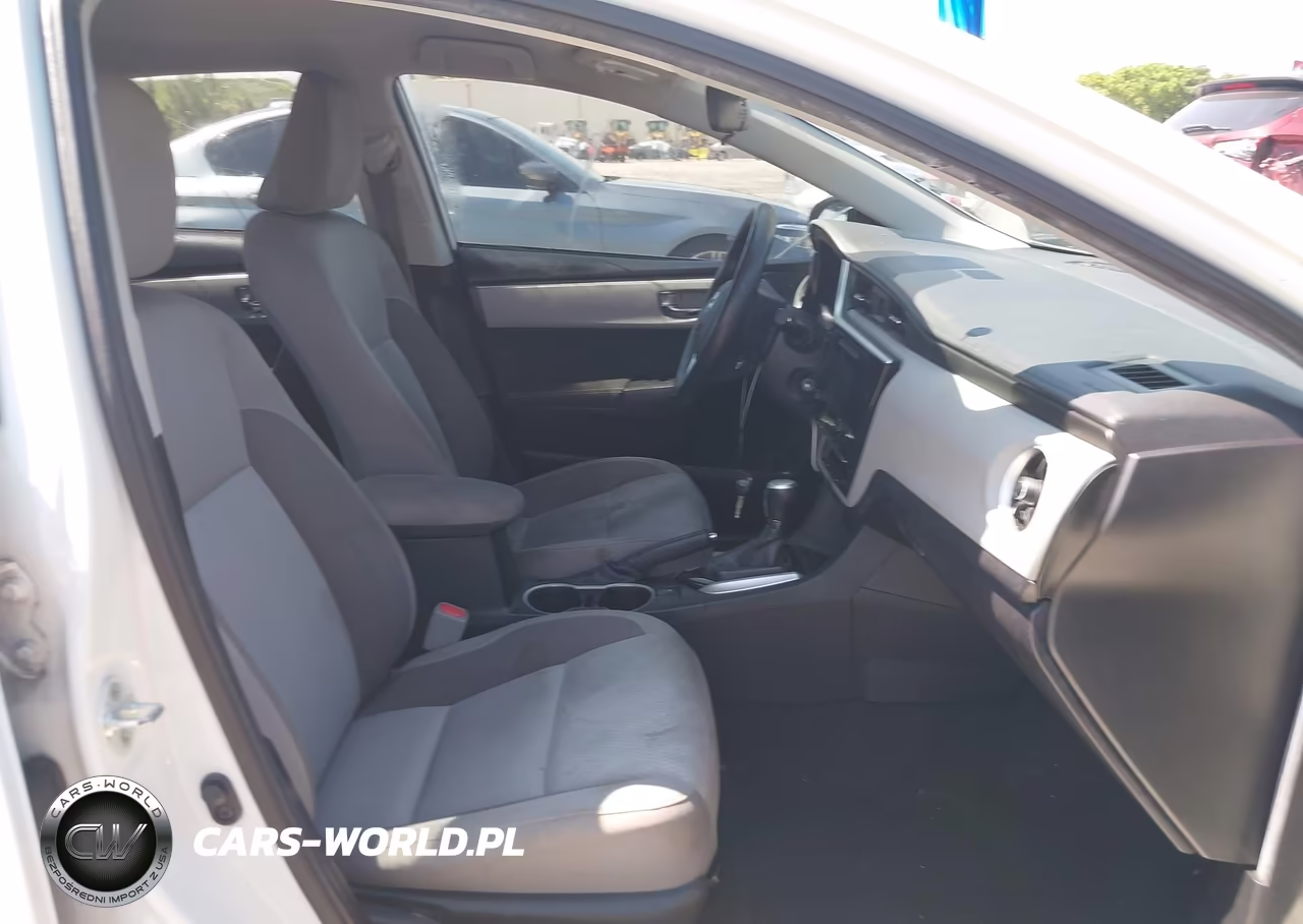 2018 Toyota Corolla Le VIN:5YFBURHE5JP770798 - 5