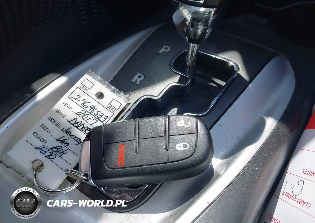 2017 Dodge Journey Se VIN:3C4PDCAB3HT622370 - 11
