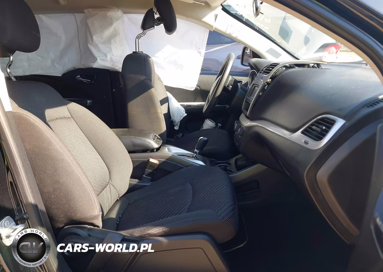 2017 Dodge Journey Se VIN:3C4PDCAB3HT622370 - 5