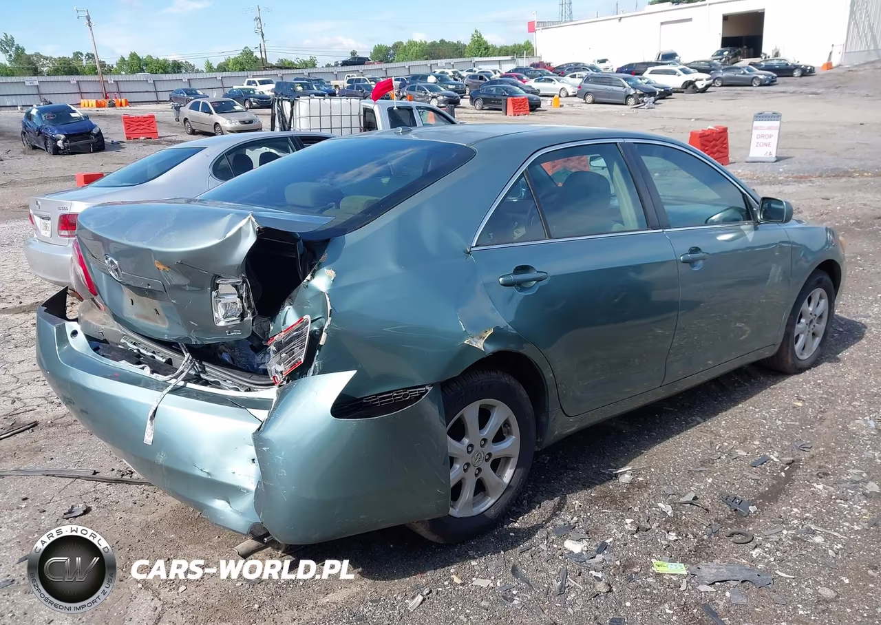 2011 Toyota Camry Le VIN:4T1BF3EKXBU762388 - 4