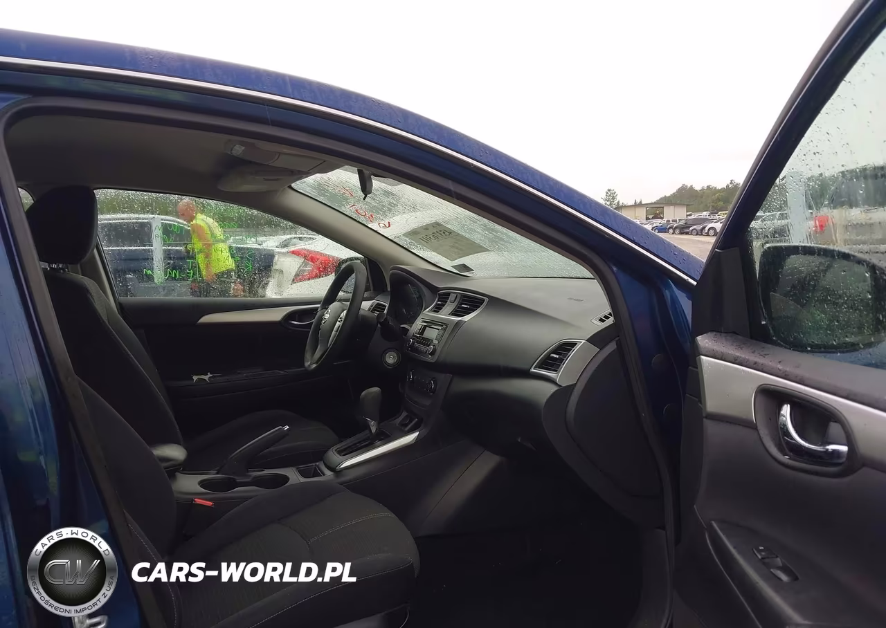 2017 Nissan Sentra S VIN:3N1AB7AP3HY300364 - 5