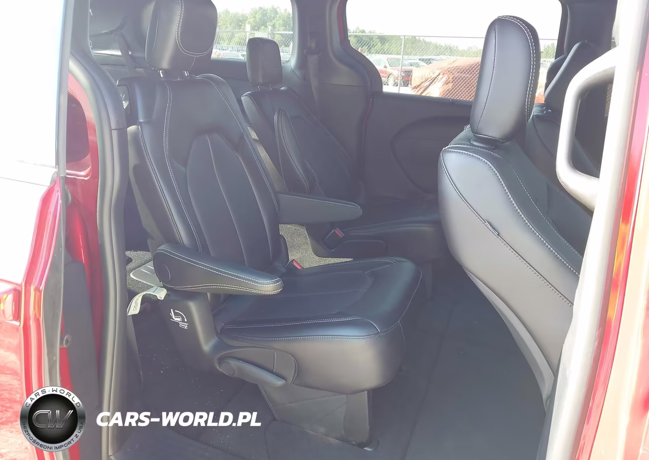 2025 Chrysler Pacifica Select VIN:2C4RC1BGXSR551530 - 8