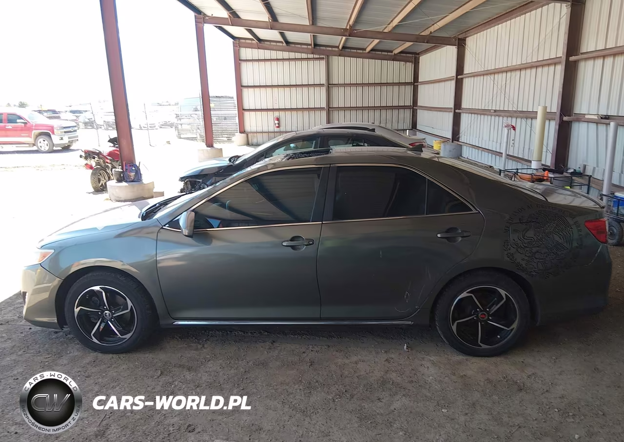 2014 Toyota Camry Hybrid Xle VIN:4T1BD1FK6EU117394 - 14