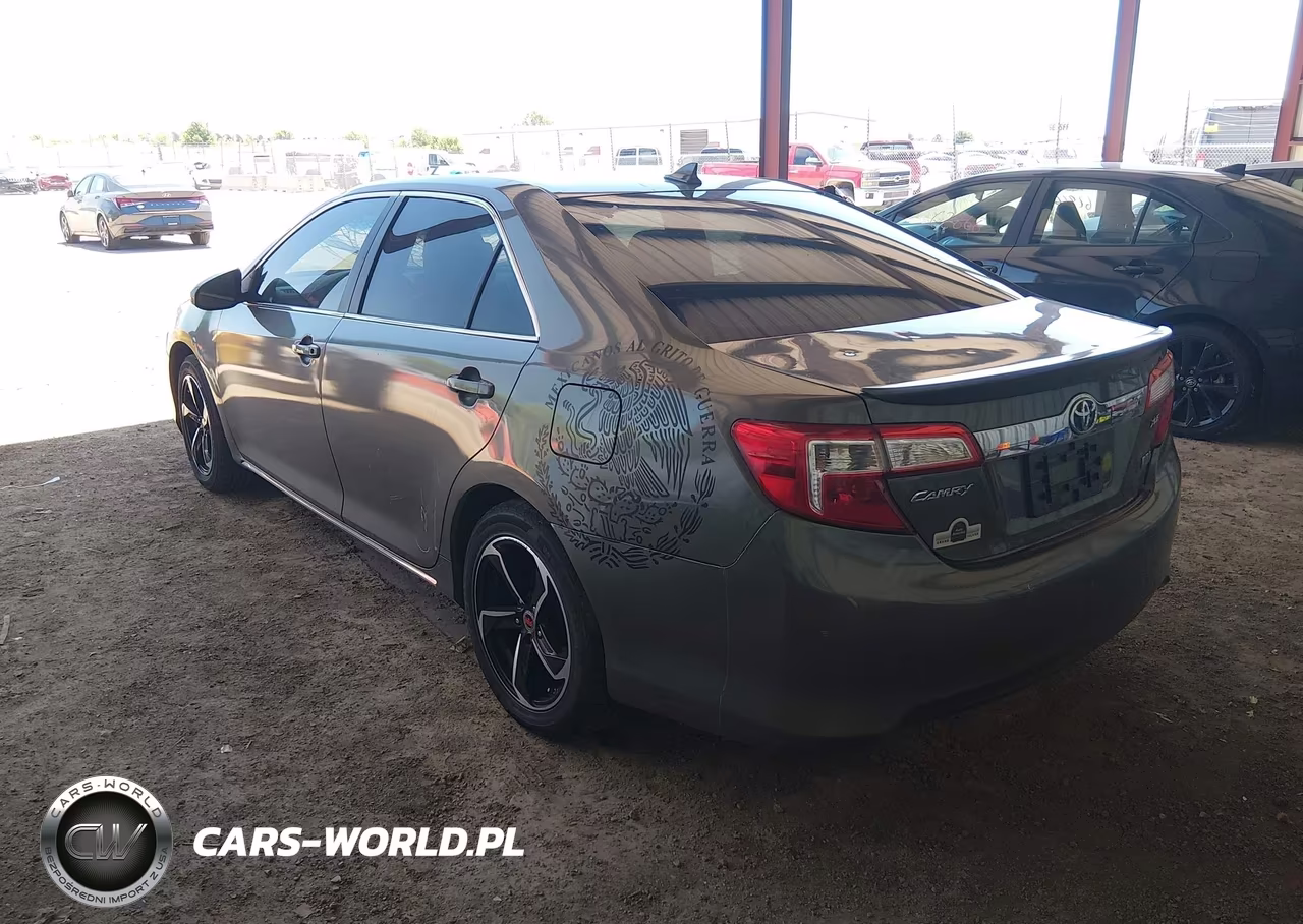 2014 Toyota Camry Hybrid Xle VIN:4T1BD1FK6EU117394 - 3