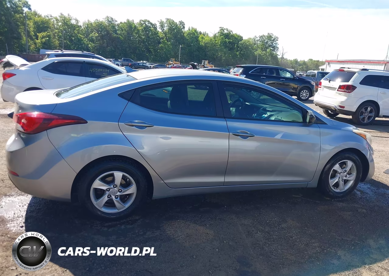 2015 Hyundai Elantra Se VIN:5NPDH4AE7FH584758 - 13