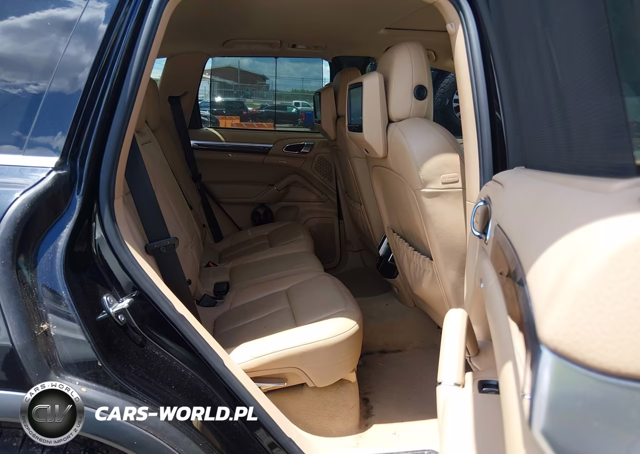2012 Porsche Cayenne S VIN:WP1AB2A28CLA40337 - 8