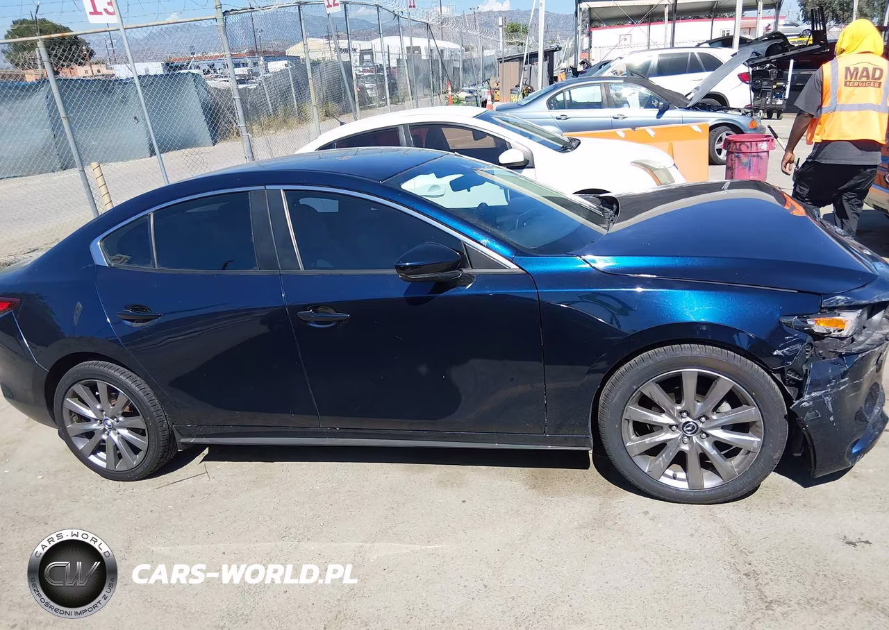 2020 Mazda Mazda3 Select Package VIN:3MZBPACL3LM118705 - 13