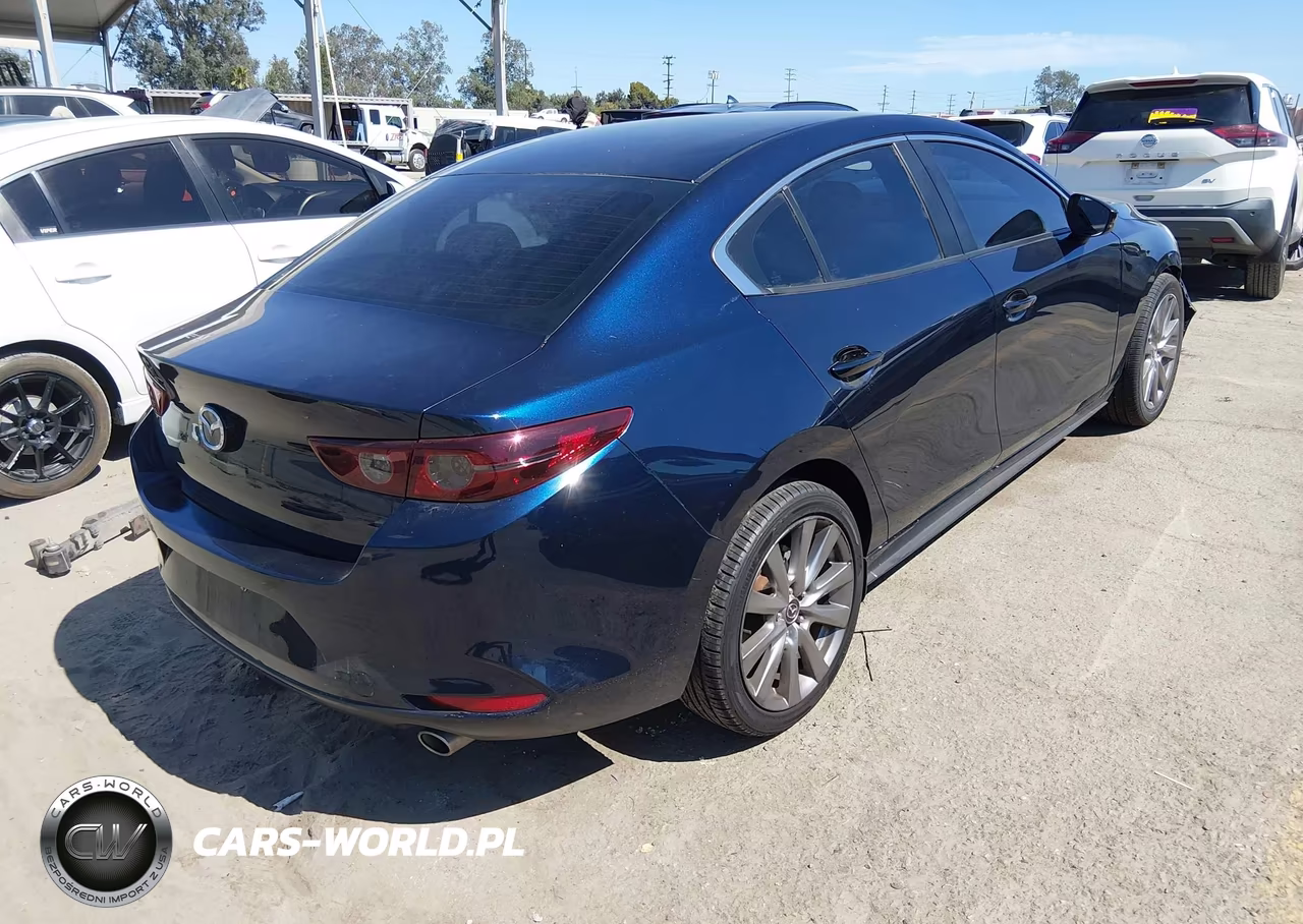 2020 Mazda Mazda3 Select Package VIN:3MZBPACL3LM118705 - 4