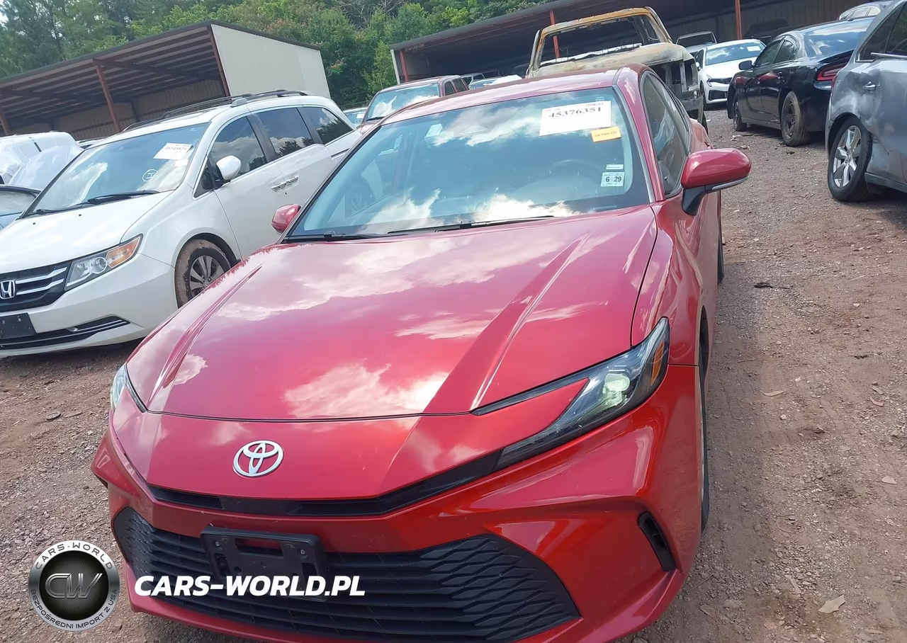 2025 Toyota Camry Le VIN:4T1DAACK4SU013827 - 12