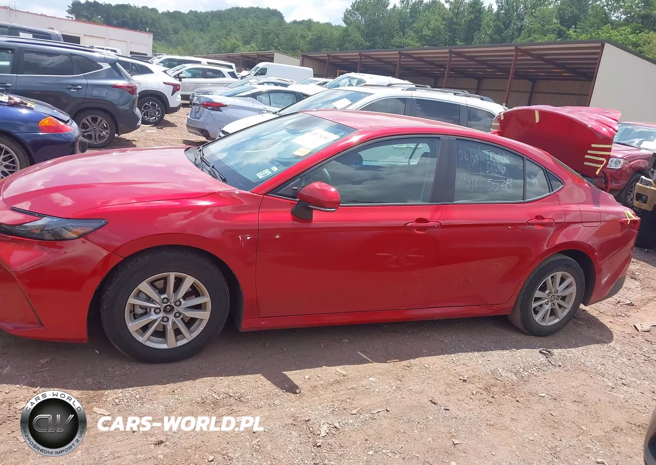 2025 Toyota Camry Le VIN:4T1DAACK4SU013827 - 14