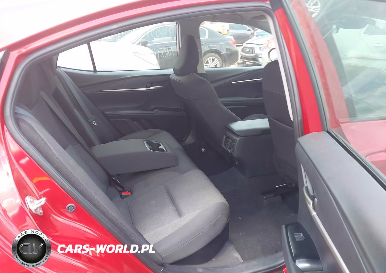 2025 Toyota Camry Le VIN:4T1DAACK4SU013827 - 8