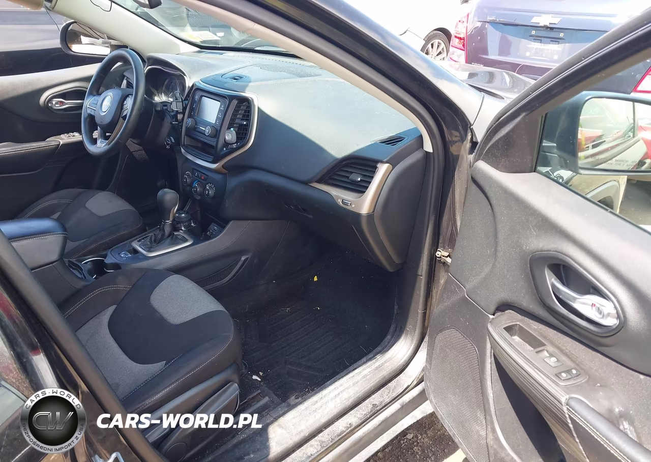 2014 Jeep Cherokee Sport VIN:1C4PJMAB2EW169377 - 5