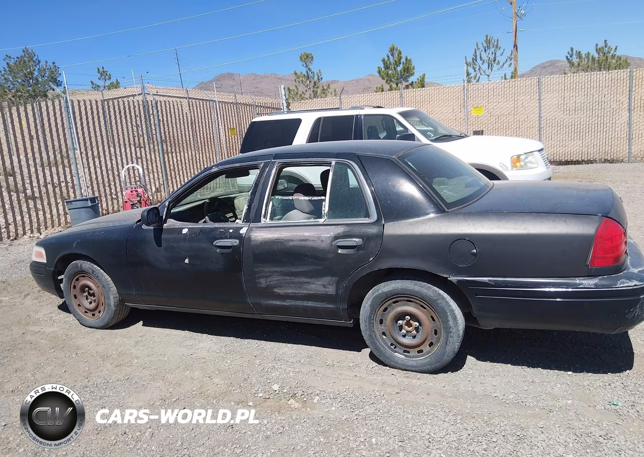 2004 Ford Crown Victoria Police VIN:2FAFP71WX4X158750 - 14