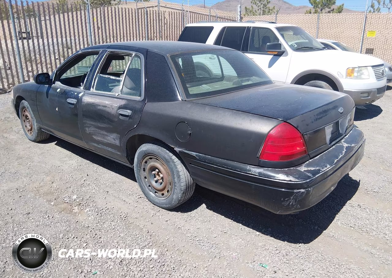 2004 Ford Crown Victoria Police VIN:2FAFP71WX4X158750 - 3