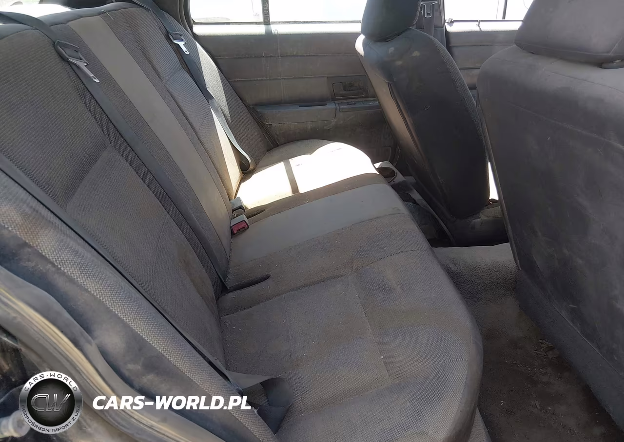 2004 Ford Crown Victoria Police VIN:2FAFP71WX4X158750 - 8