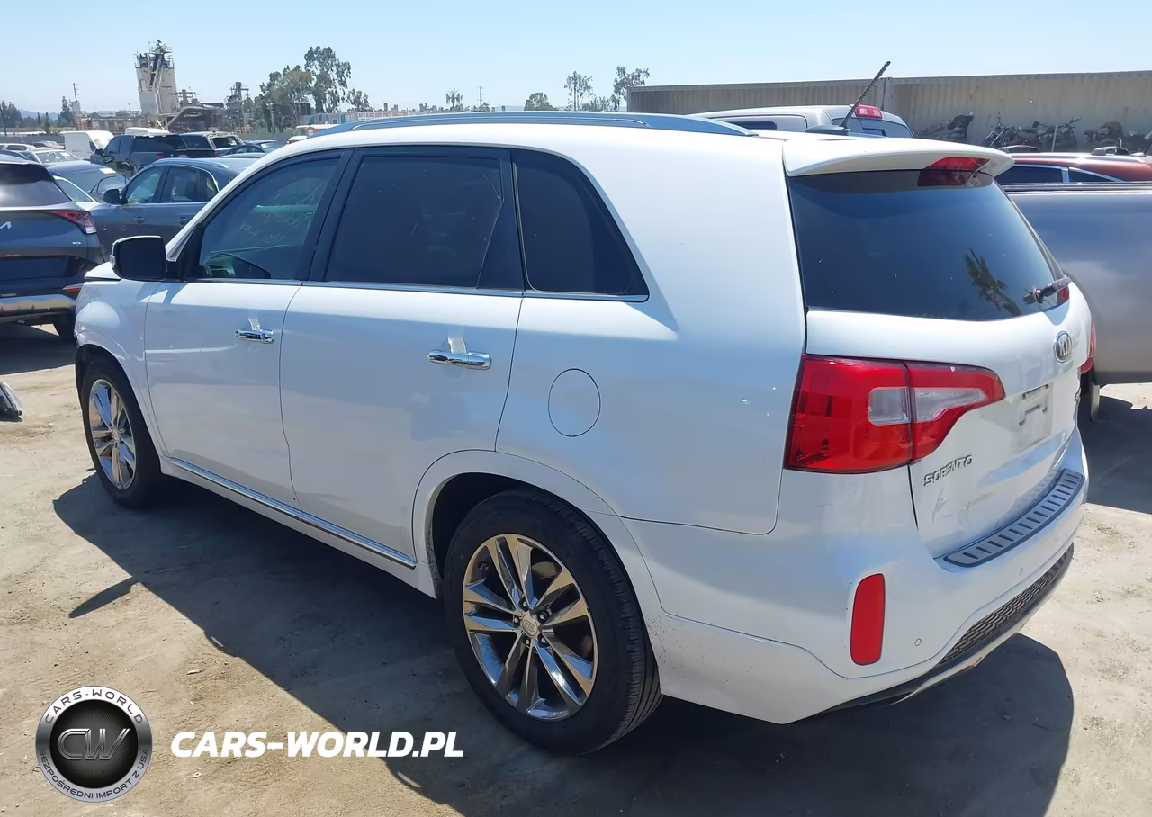 2014 Kia Sorento Limited V6 VIN:5XYKW4A74EG483004 - 3