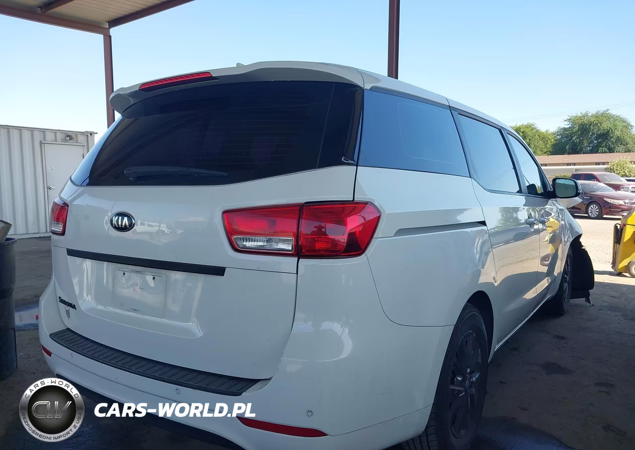 2015 Kia Sedona L VIN:KNDMA5C13F6029420 - 4