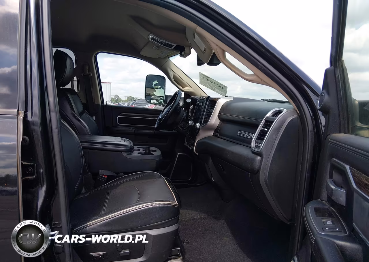 2021 Ram 3500 Laramie 4X4 8' Box VIN:3C63R3JL4MG590080 - 7
