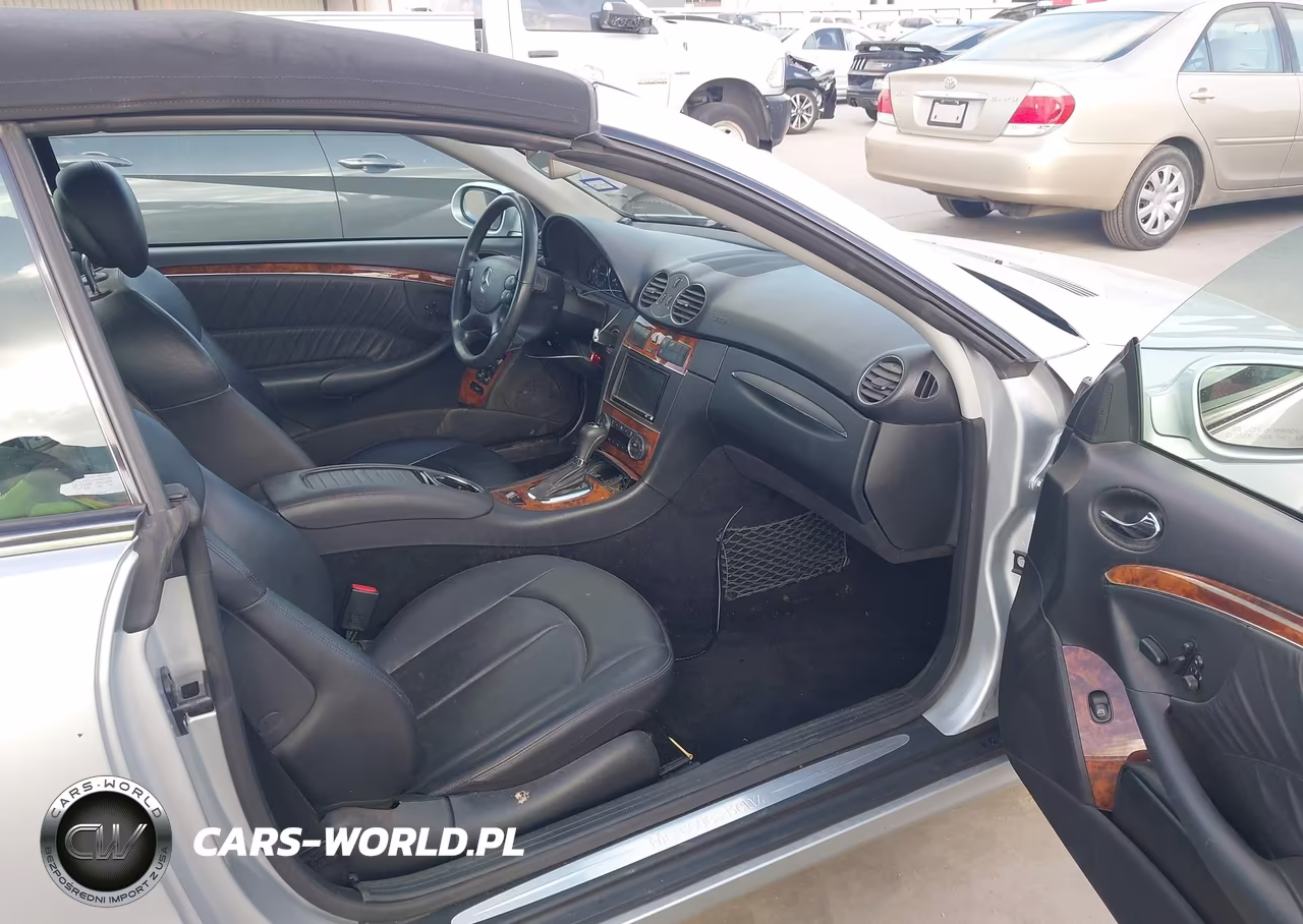 2007 Mercedes-Benz Clk 350 VIN:WDBTK56F17F212623 - 5