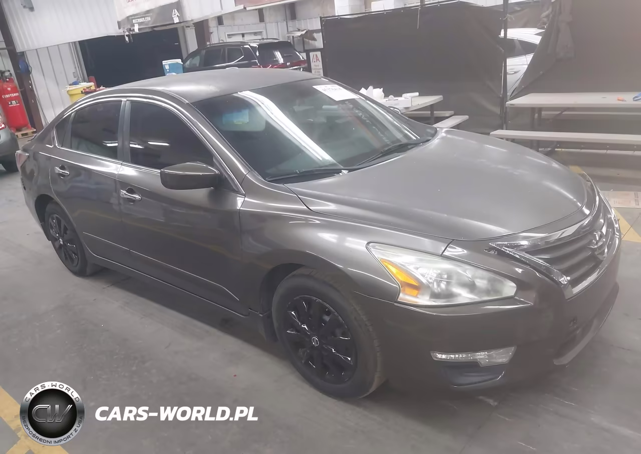2015 Nissan Altima 2.5 S – zdjęcie 1 z 15