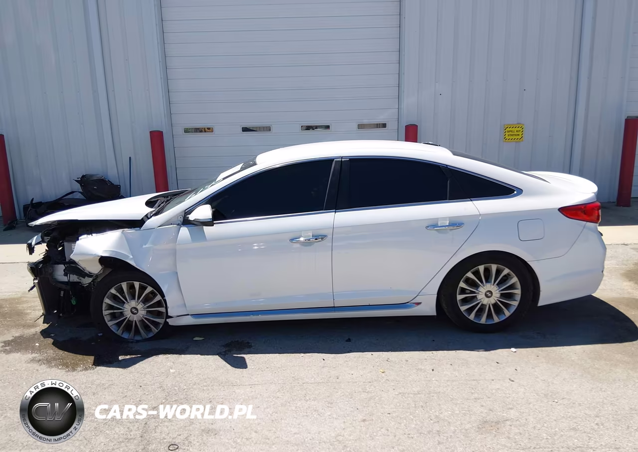 2015 Hyundai Sonata Limited VIN:5NPE34AF1FH102247 - 15