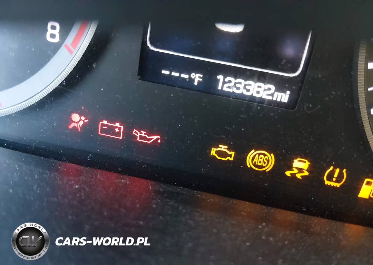 2015 Hyundai Sonata Limited VIN:5NPE34AF1FH102247 - 16