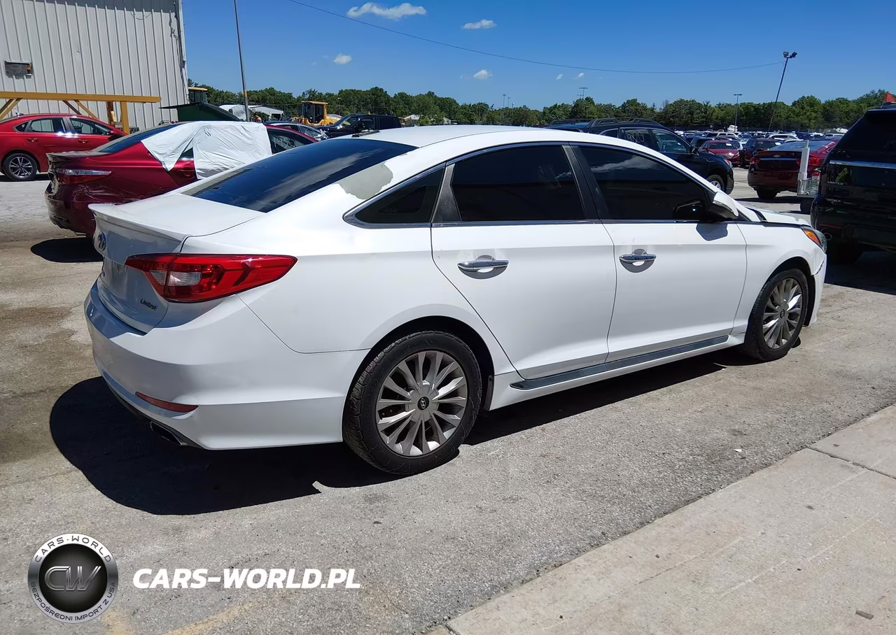 2015 Hyundai Sonata Limited VIN:5NPE34AF1FH102247 - 4