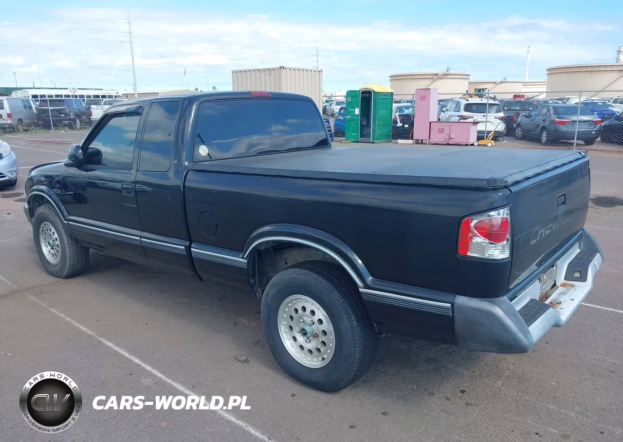 1994 Chevrolet S Truck S10 VIN:1GCDT19W3R8114658 - 3