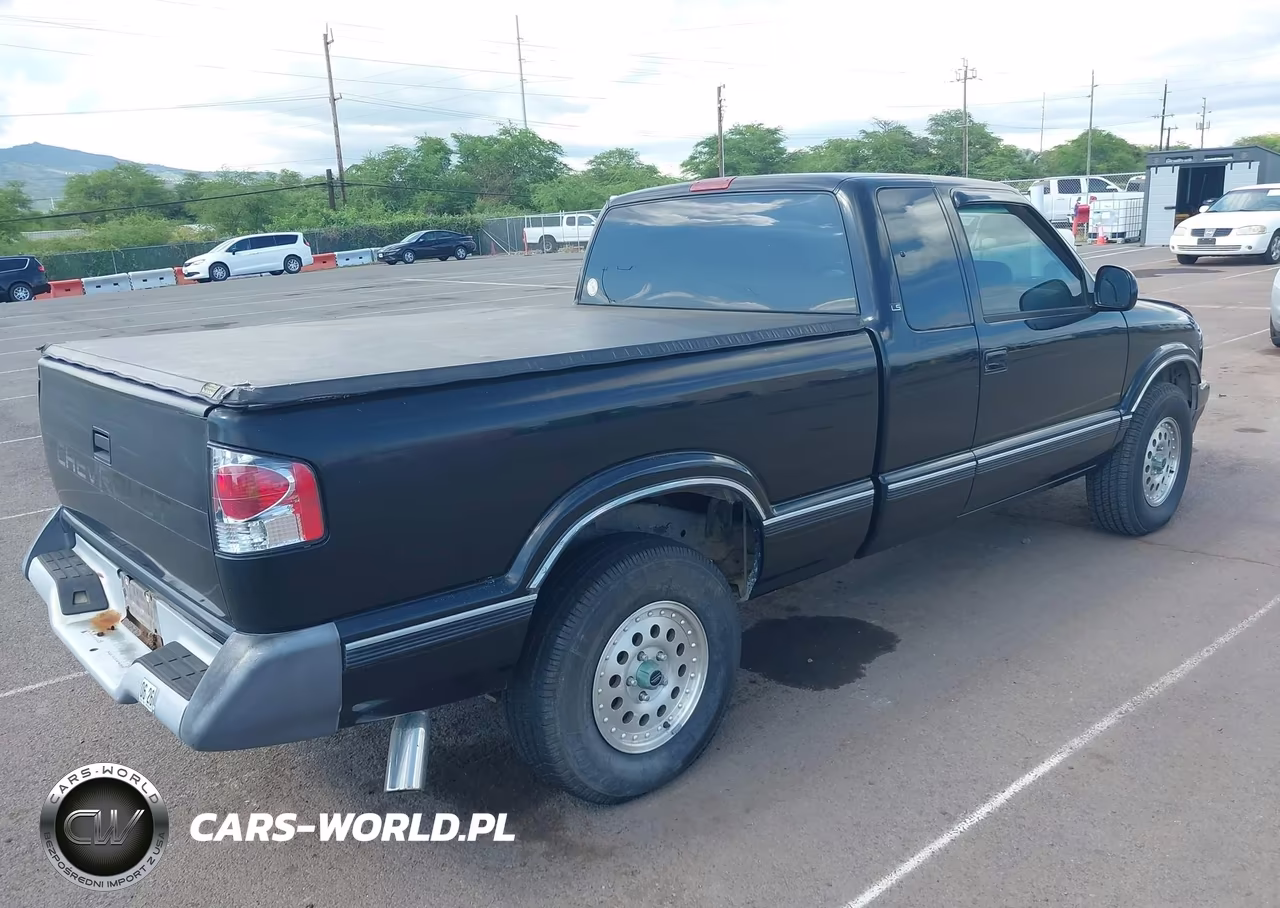 1994 Chevrolet S Truck S10 VIN:1GCDT19W3R8114658 - 4