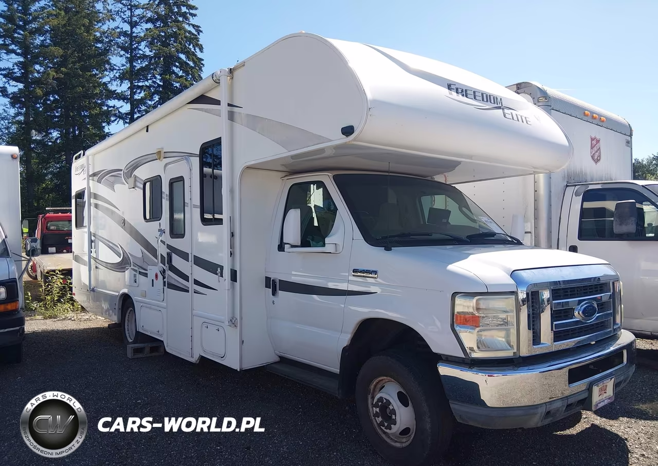 2011 Ford E-450 Cutaway
