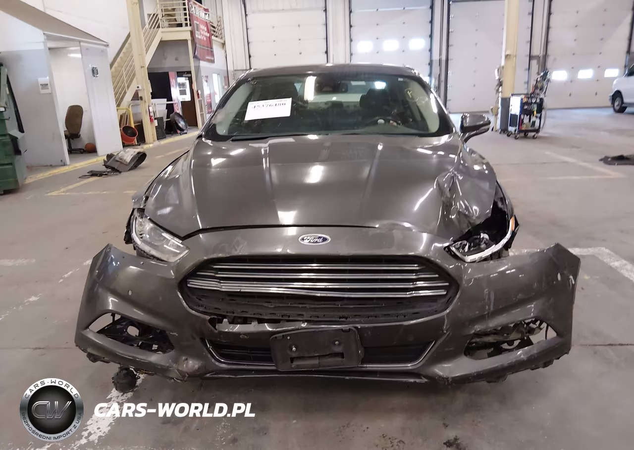 2016 Ford Fusion Energi Titanium VIN:3FA6P0SU5GR134945 - 13