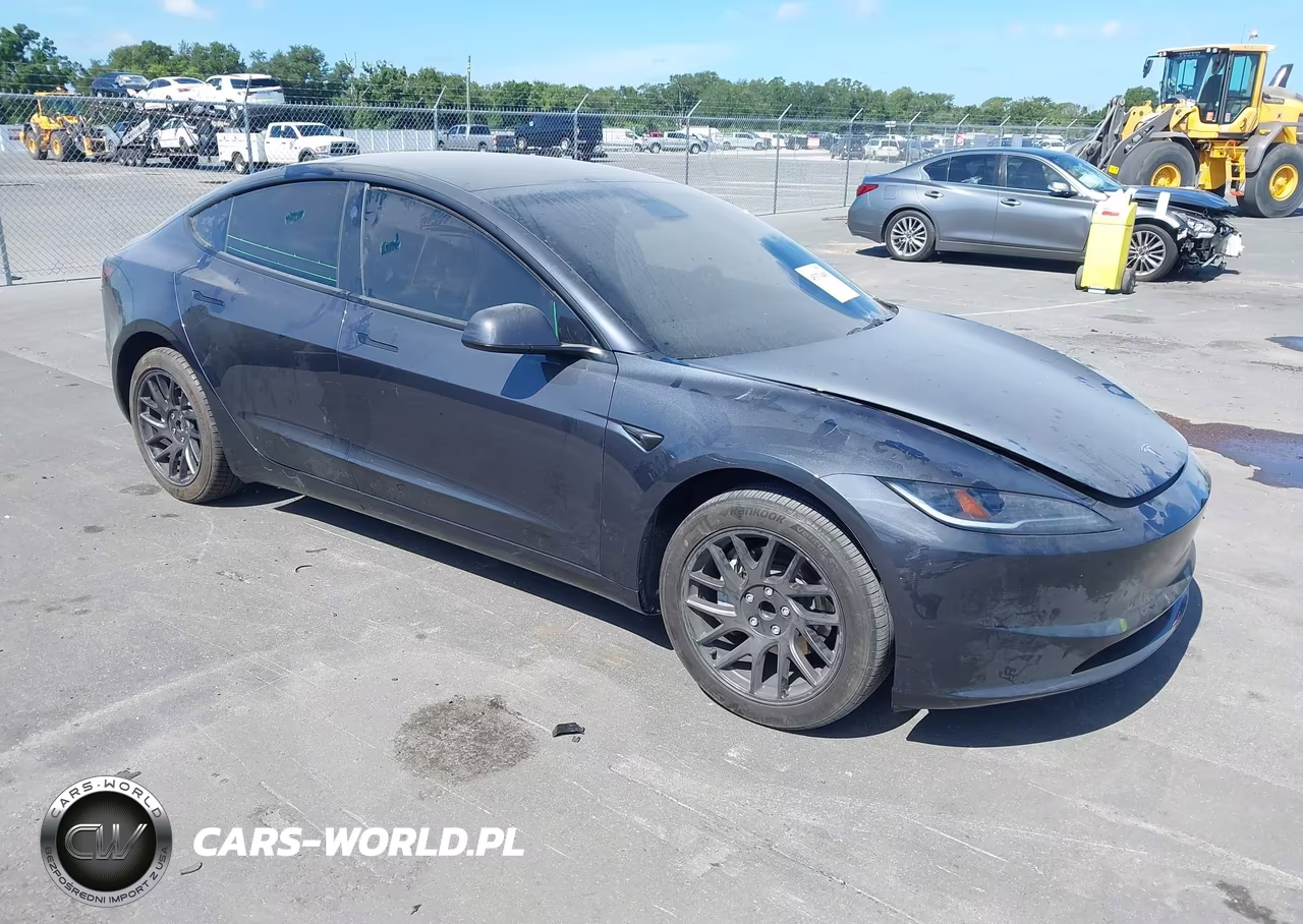 2025 Tesla Model 3 Long Range Rear-Wheel Drive-Standard Rear-Wheel Drive – zdjęcie 1 z 20