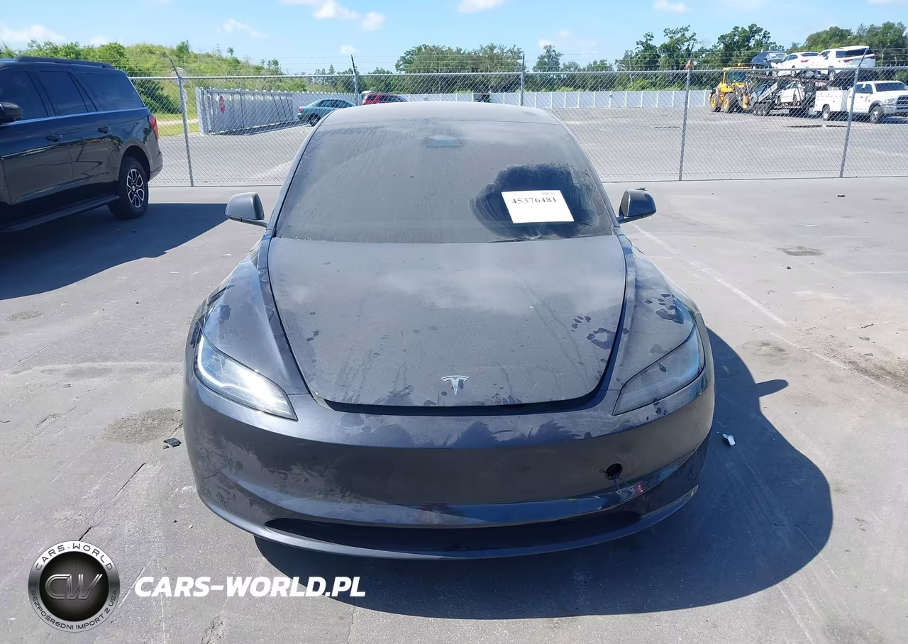 2025 Tesla Model 3 Long Range Rear-Wheel Drive-Standard Rear-Wheel Drive VIN:5YJ3E1EA4SF904685 - 13